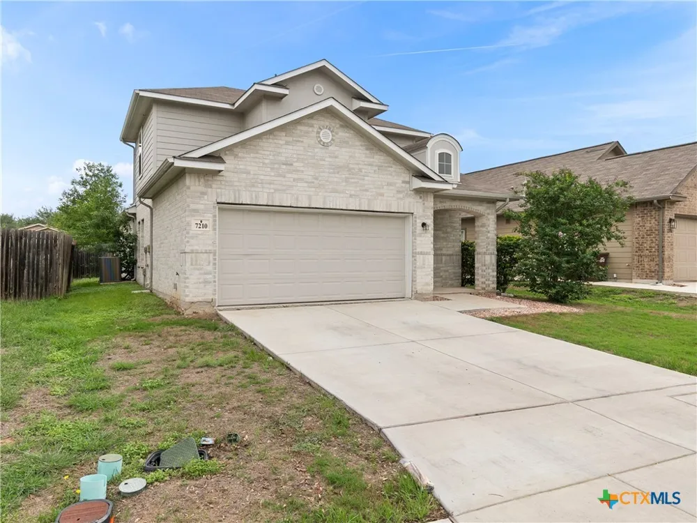 7210 Archers Grove San Antonio, TX 78244