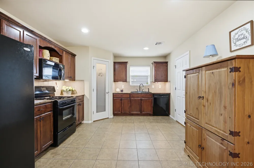 3610 Whippoorwill Lane Enid, OK 73703