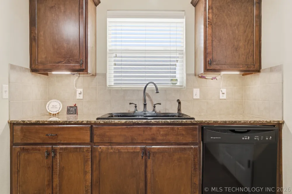 3610 Whippoorwill Lane Enid, OK 73703