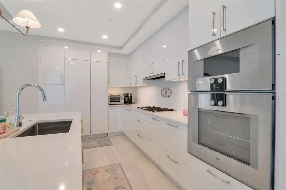 2103 BAYSHORE BOULEVARD #602 Tampa, FL 33606