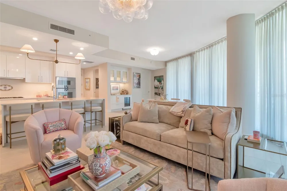 2103 BAYSHORE BOULEVARD #602 Tampa, FL 33606