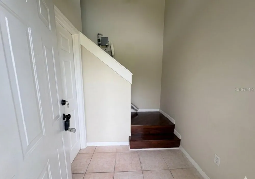 100 KINGBIRD CIRCLE #1 Daytona Beach, FL 32119