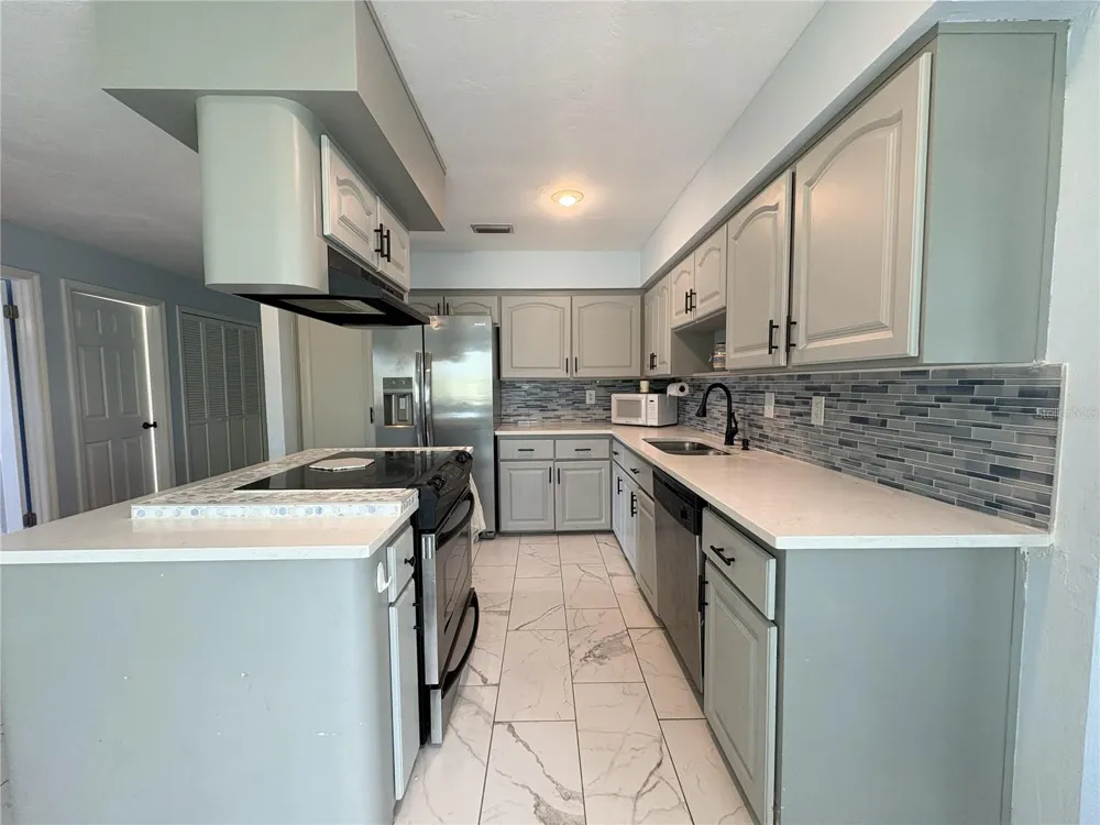 100 KINGBIRD CIRCLE #1 Daytona Beach, FL 32119