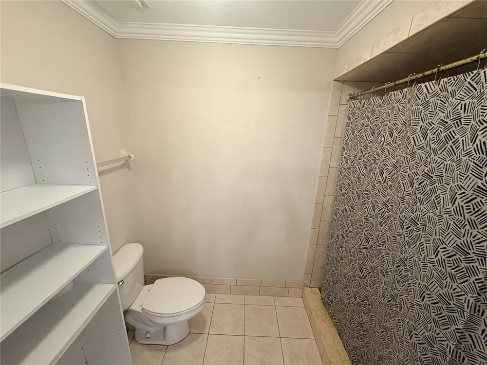 100 KINGBIRD CIRCLE #1 Daytona Beach, FL 32119