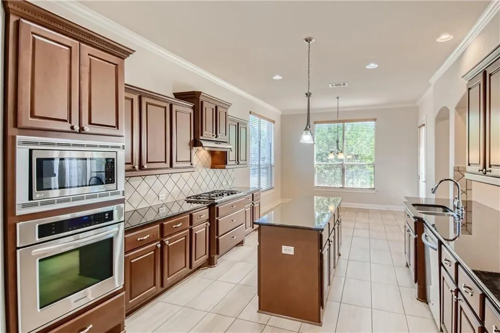 3822 Remington Rd Cedar Park, TX 78613