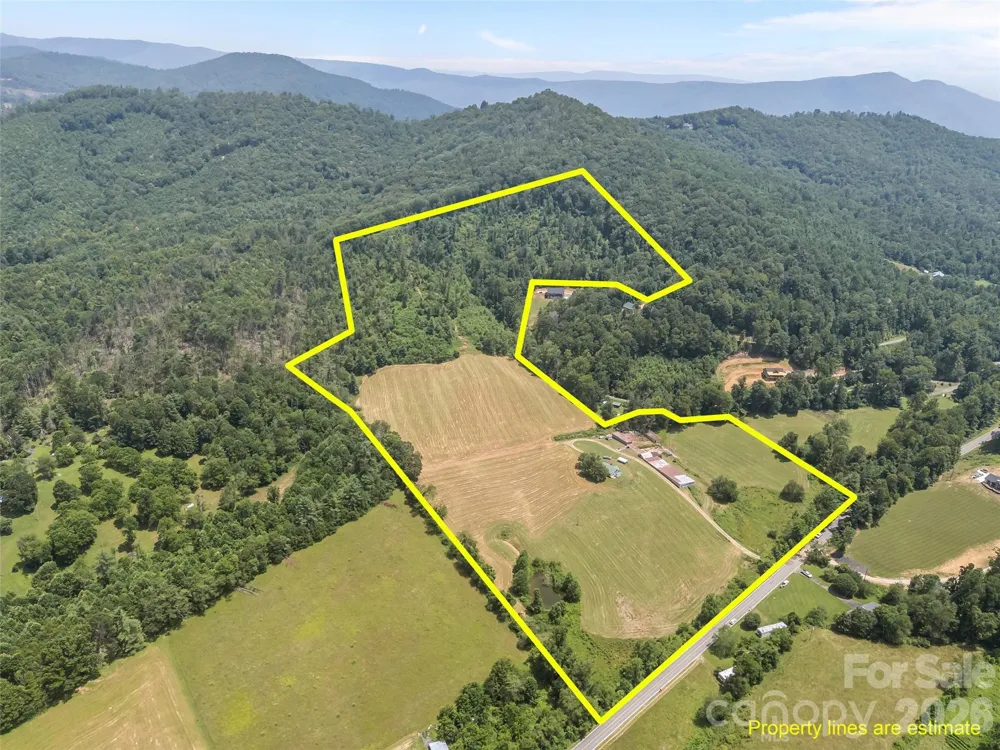 1305 Halltown Road Spruce Pine, NC 28777