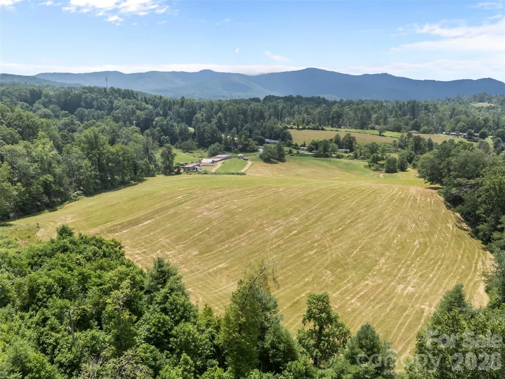 1305 Halltown Road Spruce Pine, NC 28777
