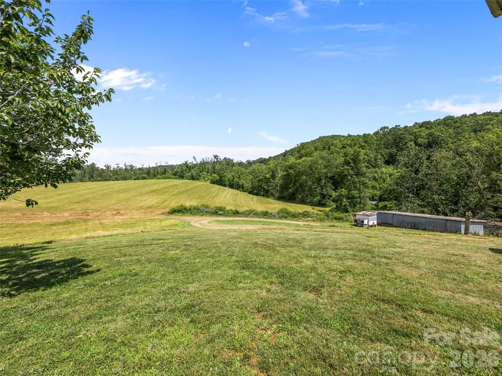 1305 Halltown Road Spruce Pine, NC 28777