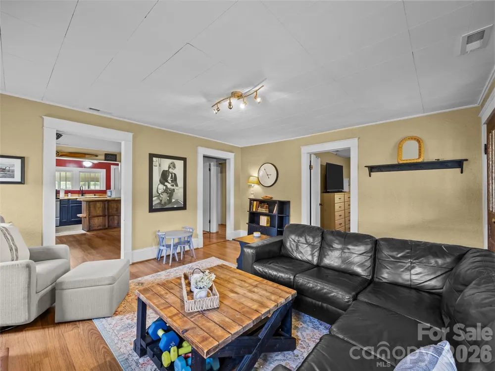 1305 Halltown Road Spruce Pine, NC 28777