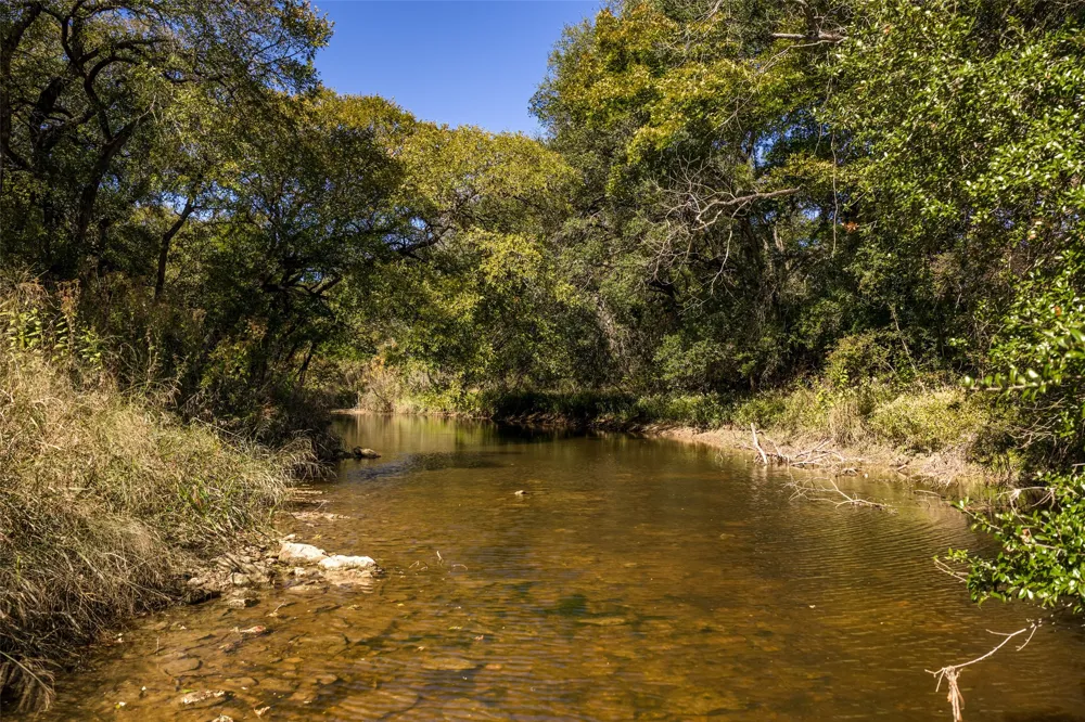 104 Private Road 216 Whitney, TX 76692