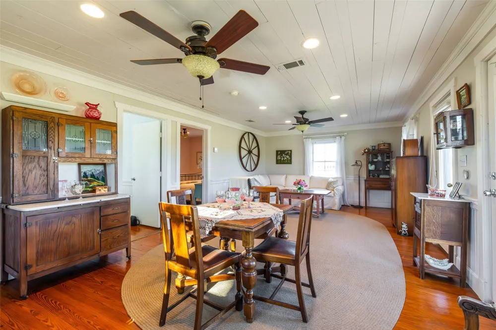 104 Private Road 216 Whitney, TX 76692