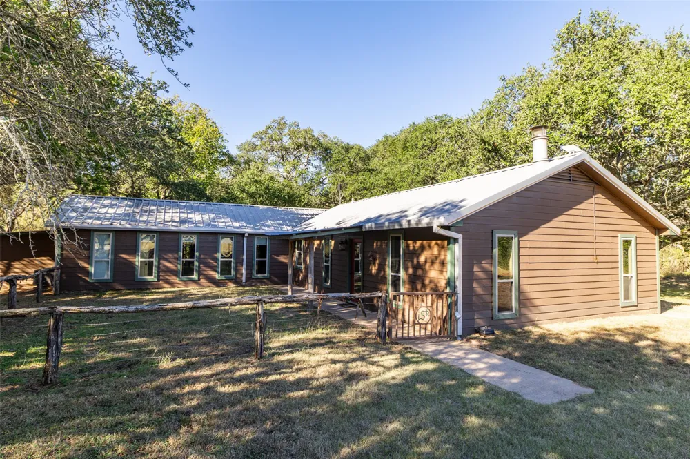 104 Private Road 216 Whitney, TX 76692