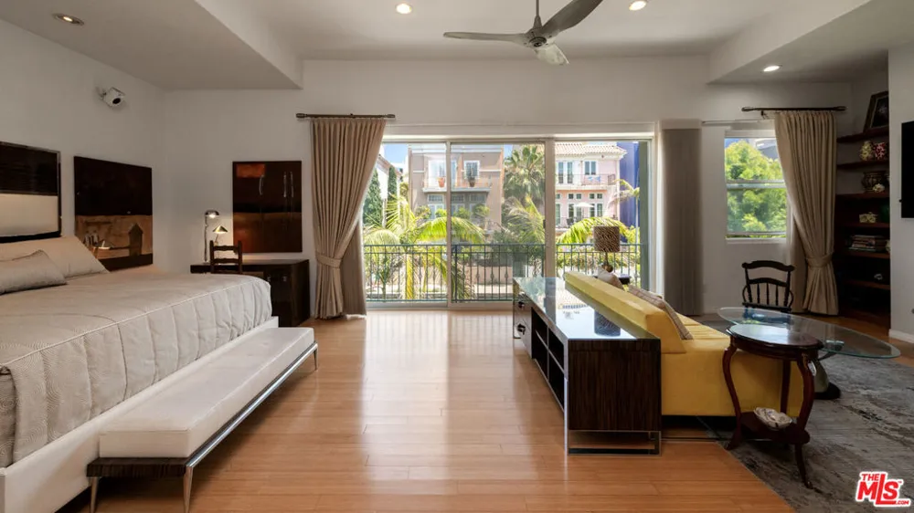 3705 Esplanade Marina del Rey, CA 90292