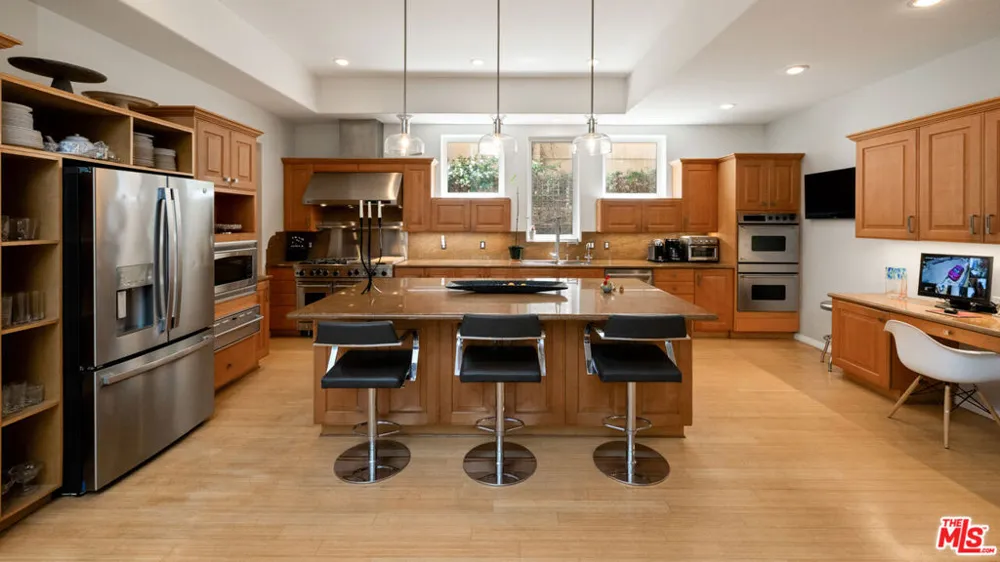 3705 Esplanade Marina del Rey, CA 90292