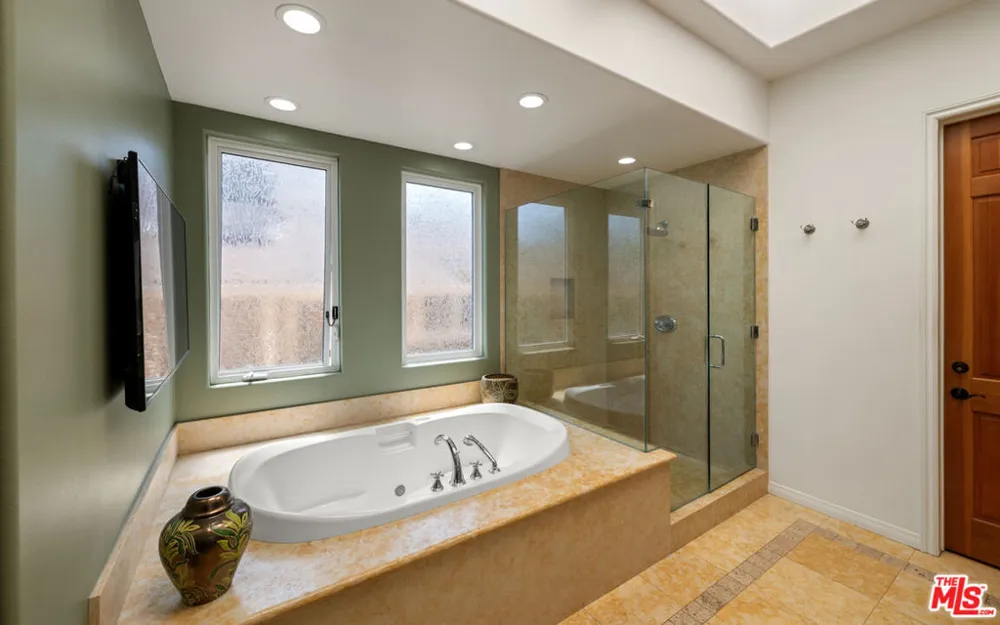 3705 Esplanade Marina del Rey, CA 90292
