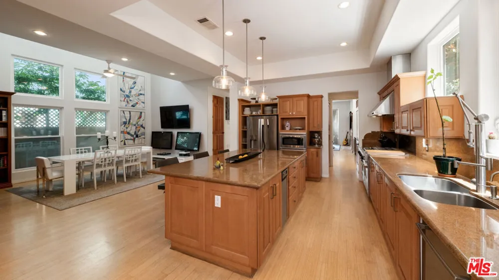 3705 Esplanade Marina del Rey, CA 90292