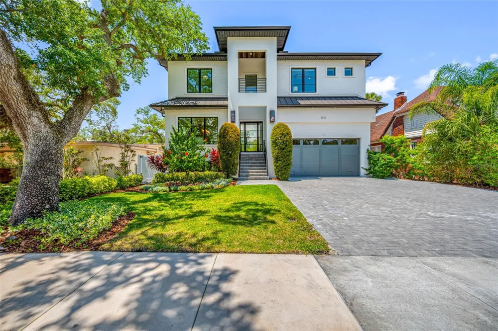 2623 S PARKVIEW STREET Tampa, FL 33629