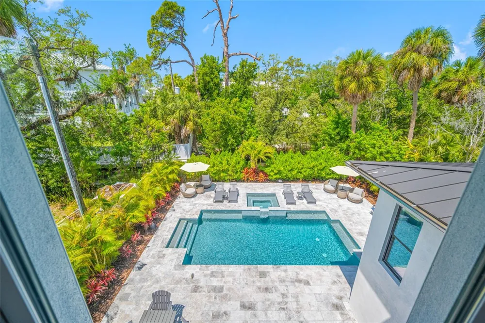 2623 S PARKVIEW STREET Tampa, FL 33629