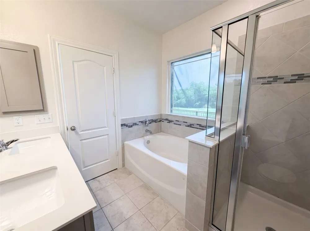 401 Fort William Street #33 Hutto, TX 78634