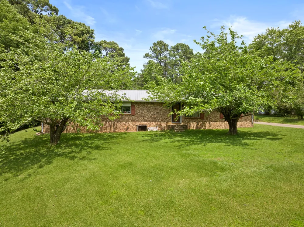 604 Kasling Street Hughes Springs, TX 75656