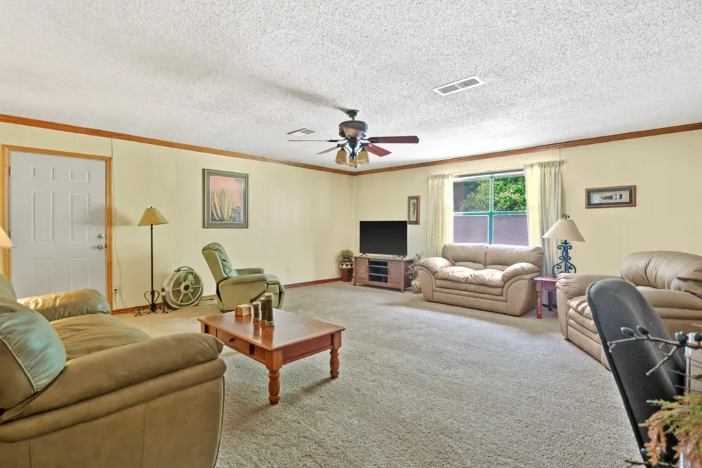 604 Kasling Street Hughes Springs, TX 75656