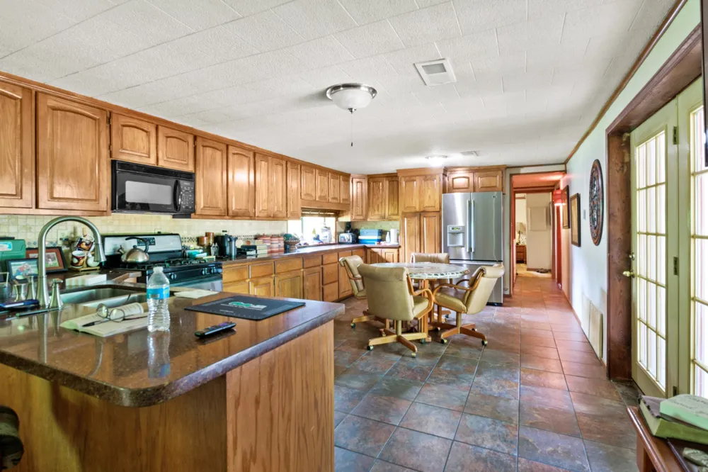604 Kasling Street Hughes Springs, TX 75656