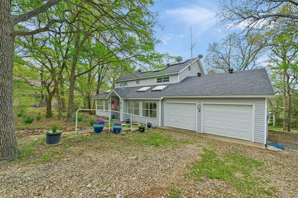 2 Harborview Circle Denison, TX 75020