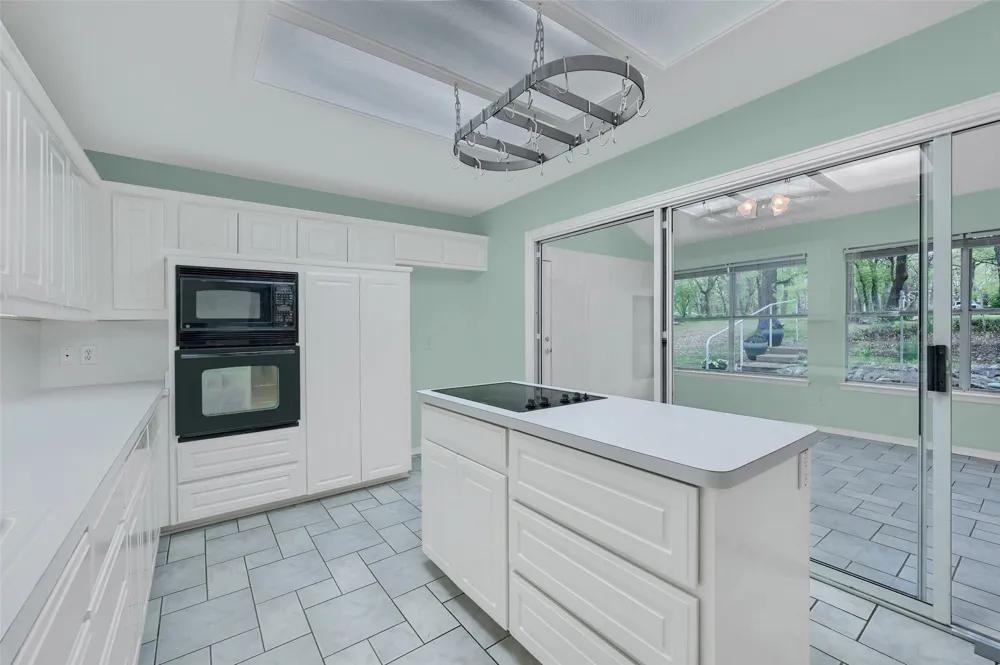 2 Harborview Circle Denison, TX 75020