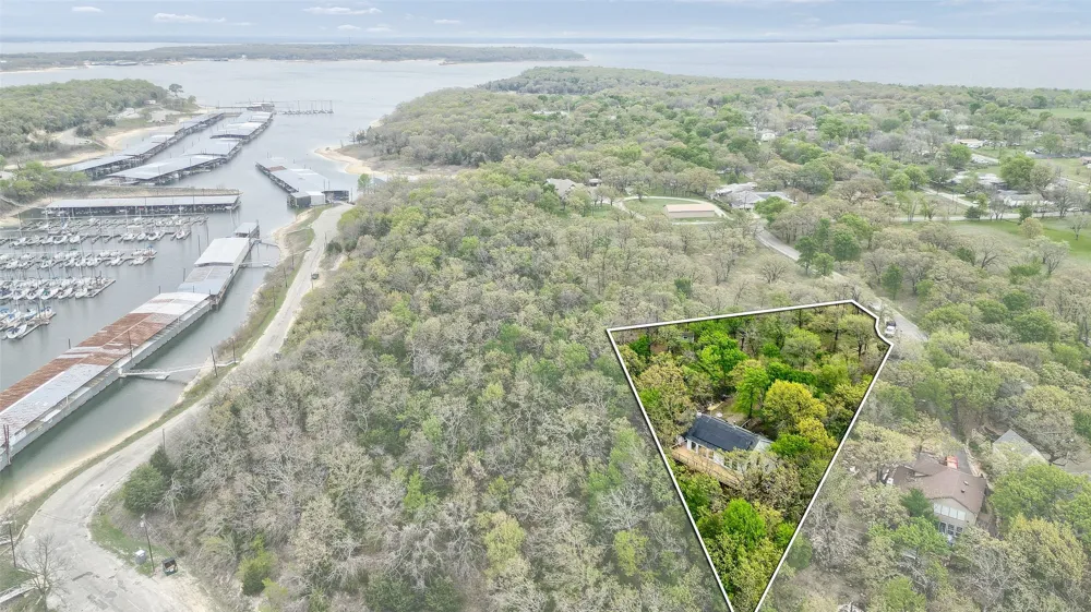 2 Harborview Circle Denison, TX 75020