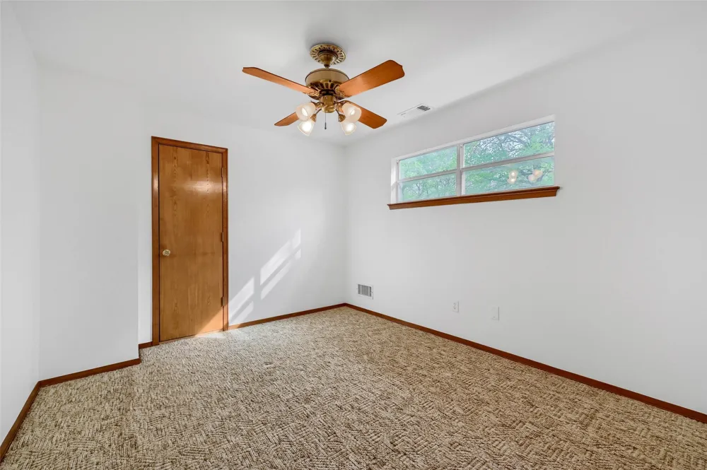 2 Harborview Circle Denison, TX 75020