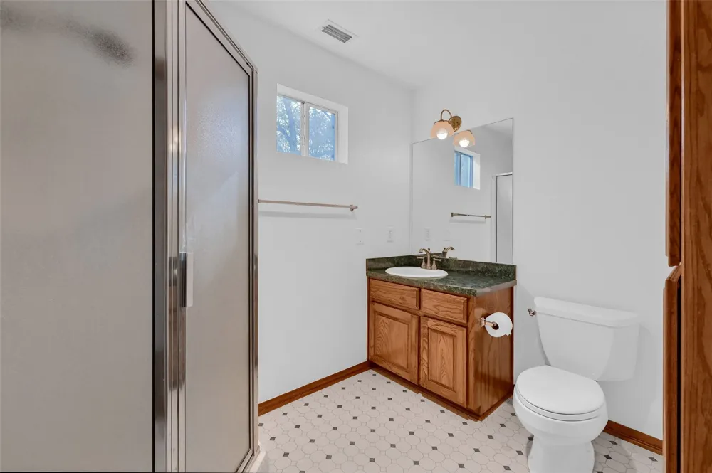 2 Harborview Circle Denison, TX 75020
