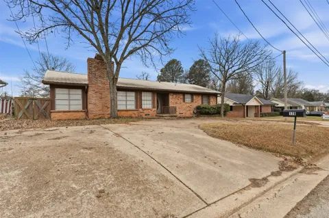 128 Laura Drive