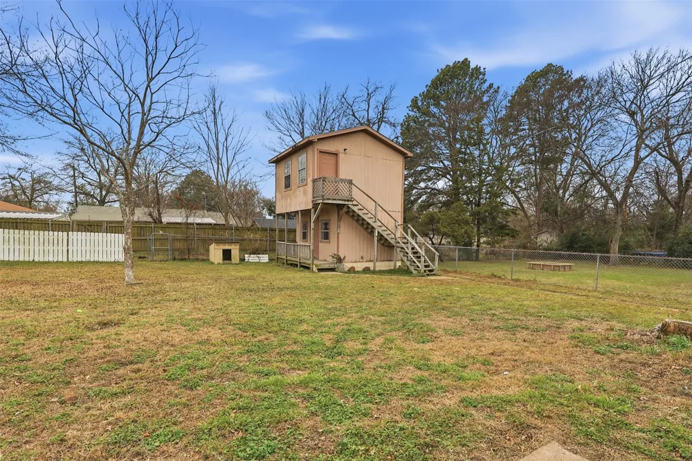 128 Laura Drive Mineola, TX 75773