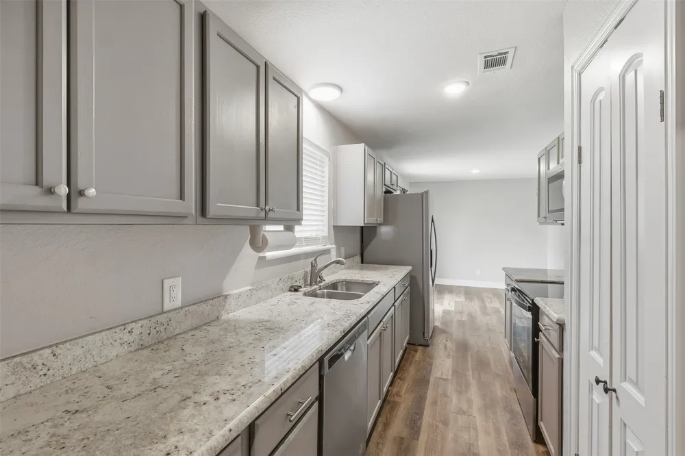 128 Laura Drive Mineola, TX 75773