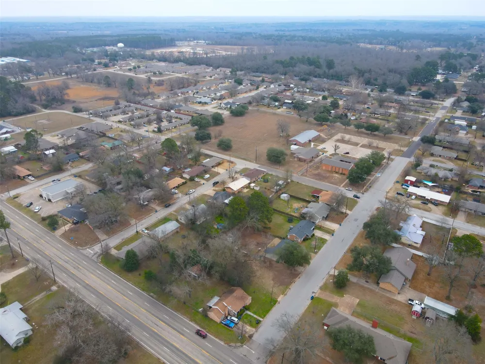128 Laura Drive Mineola, TX 75773
