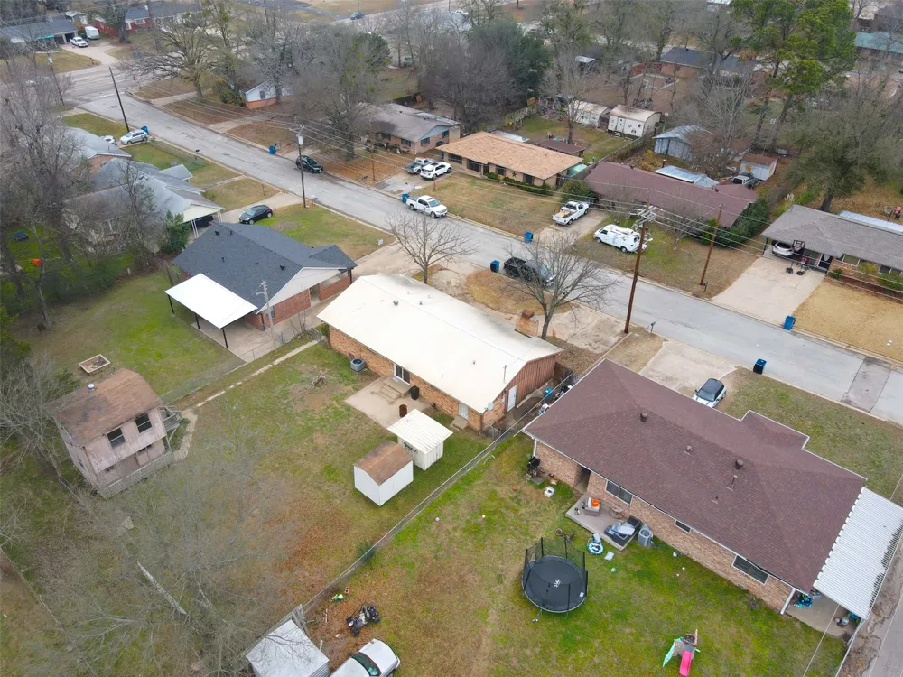 128 Laura Drive Mineola, TX 75773