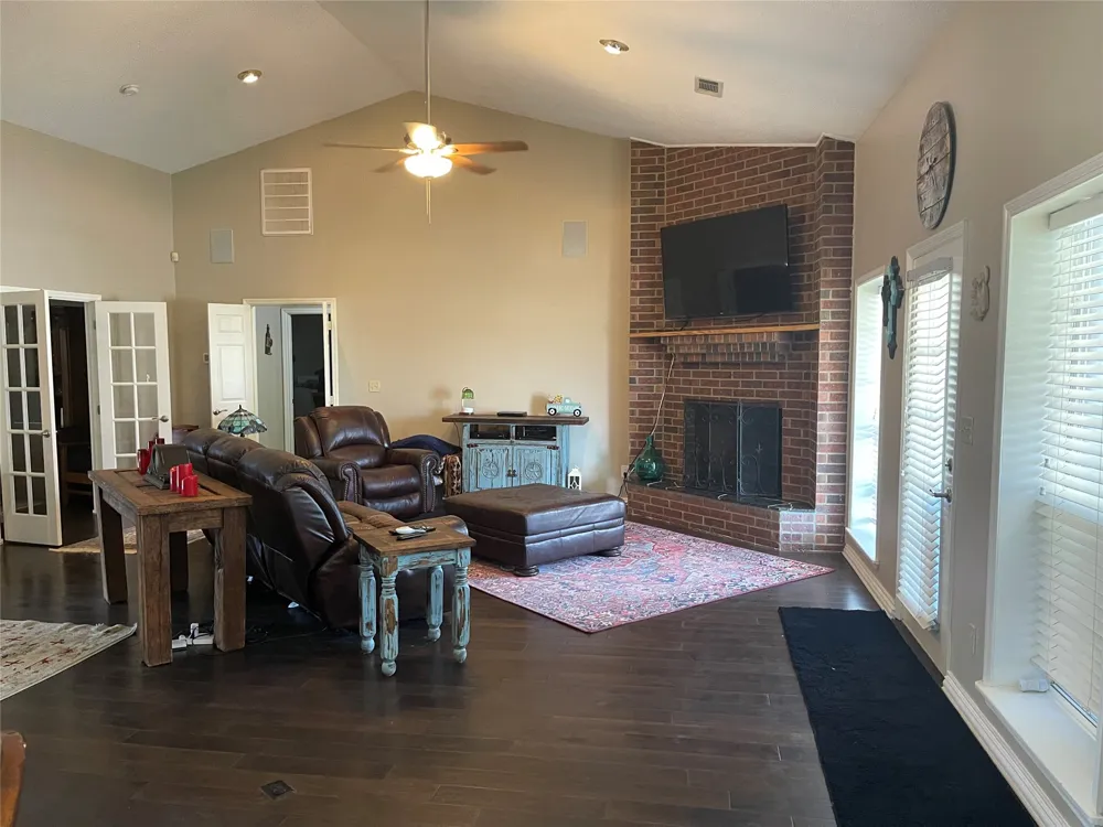 448 Audra Circle Rhome, TX 76078