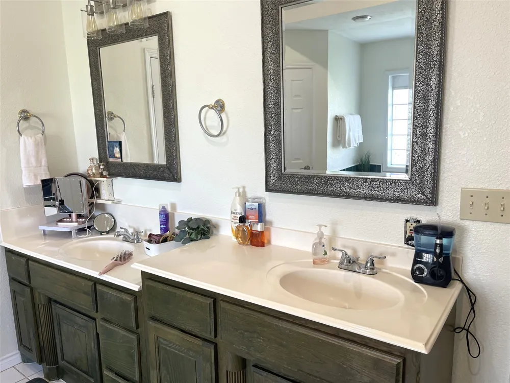 448 Audra Circle Rhome, TX 76078