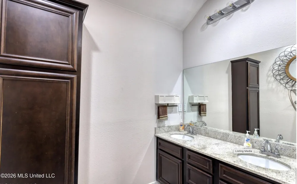 1282 E Beach Boulevard Biloxi, MS 39530