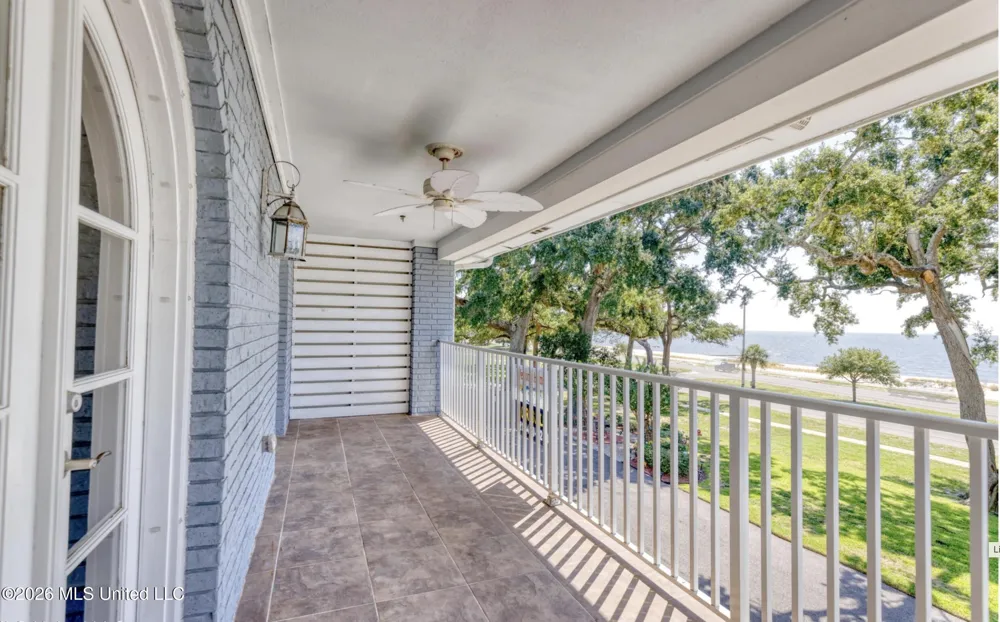 1282 E Beach Boulevard Biloxi, MS 39530