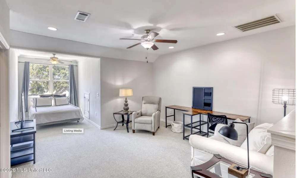 1282 E Beach Boulevard Biloxi, MS 39530