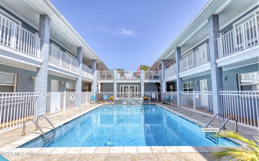 1282 E Beach Boulevard Biloxi, MS 39530