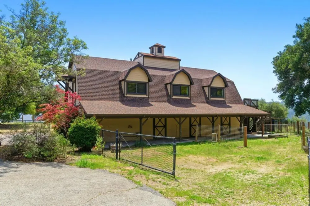 19534 Montevina Road Los Gatos, CA 95033