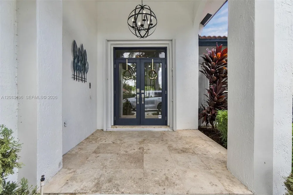 4133 NW 81st Ter Coral Springs, FL 33065