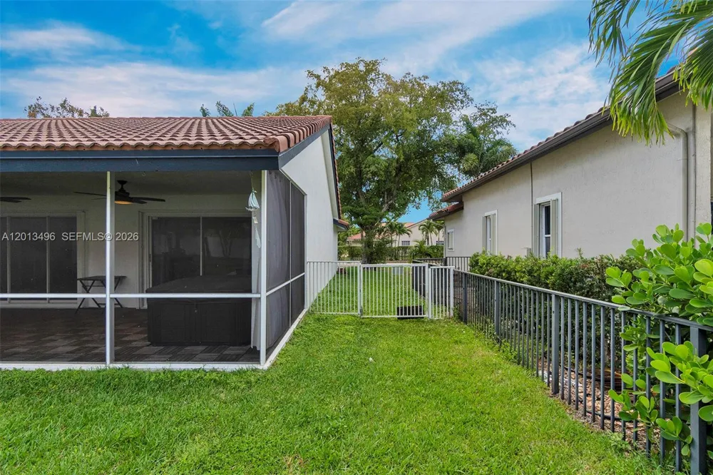 4133 NW 81st Ter Coral Springs, FL 33065