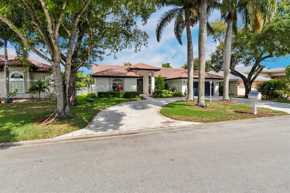 4133 NW 81st Ter Coral Springs, FL 33065