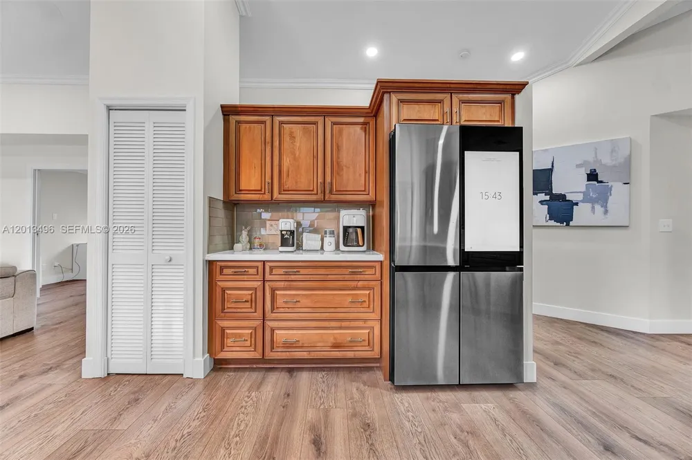 4133 NW 81st Ter Coral Springs, FL 33065