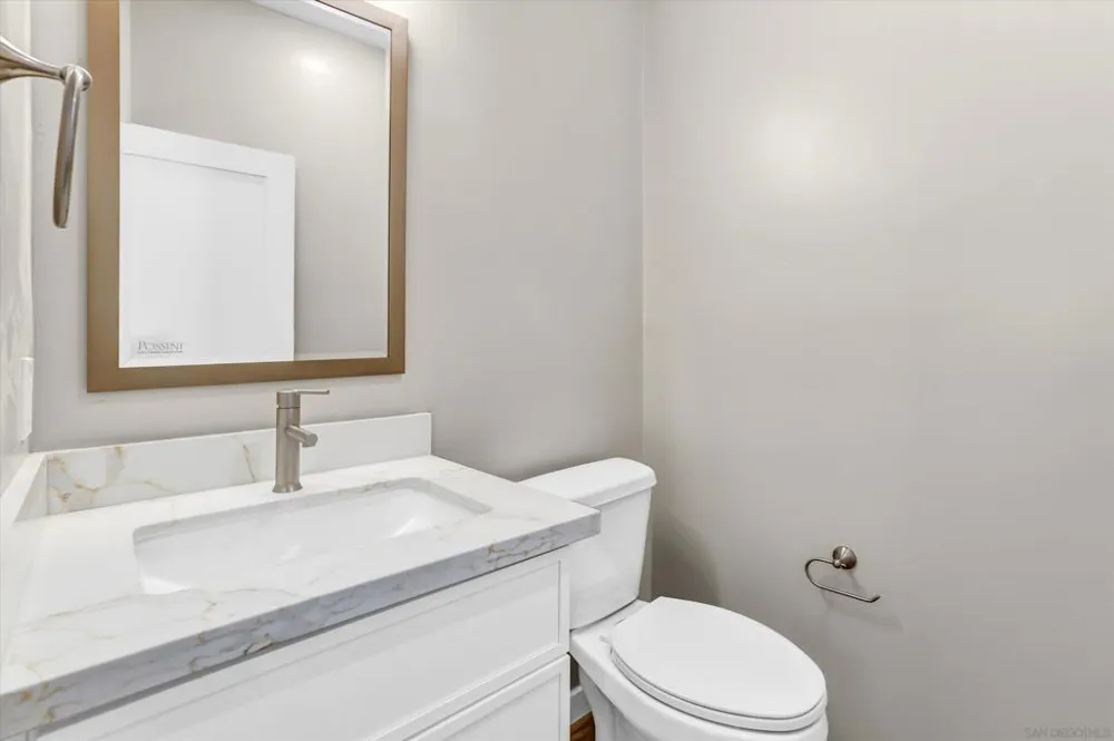 3870 Rojo Tierra Rd La Mesa, CA 91941