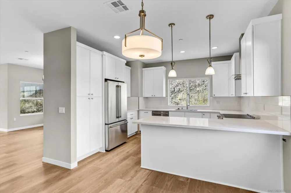 3870 Rojo Tierra Rd La Mesa, CA 91941