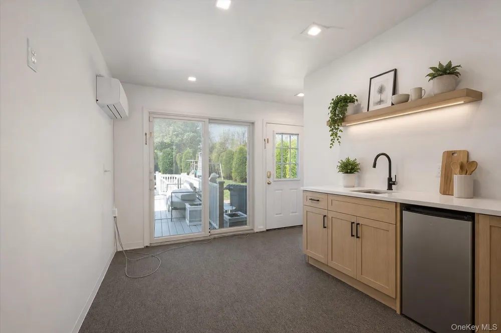 88 Pace Drive S West Islip, NY 11795